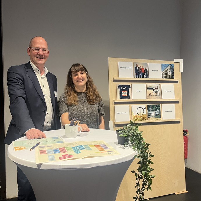 None (vergrößerte Bildansicht wird geöffnet)