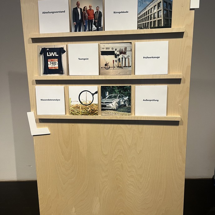 None (vergrößerte Bildansicht wird geöffnet)